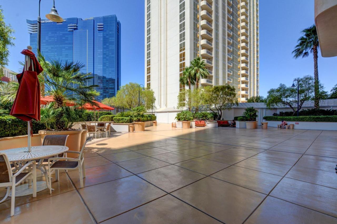 Mgm Signature-27-805 F1 Track & Strip View Balcony 拉斯维加斯 外观 照片